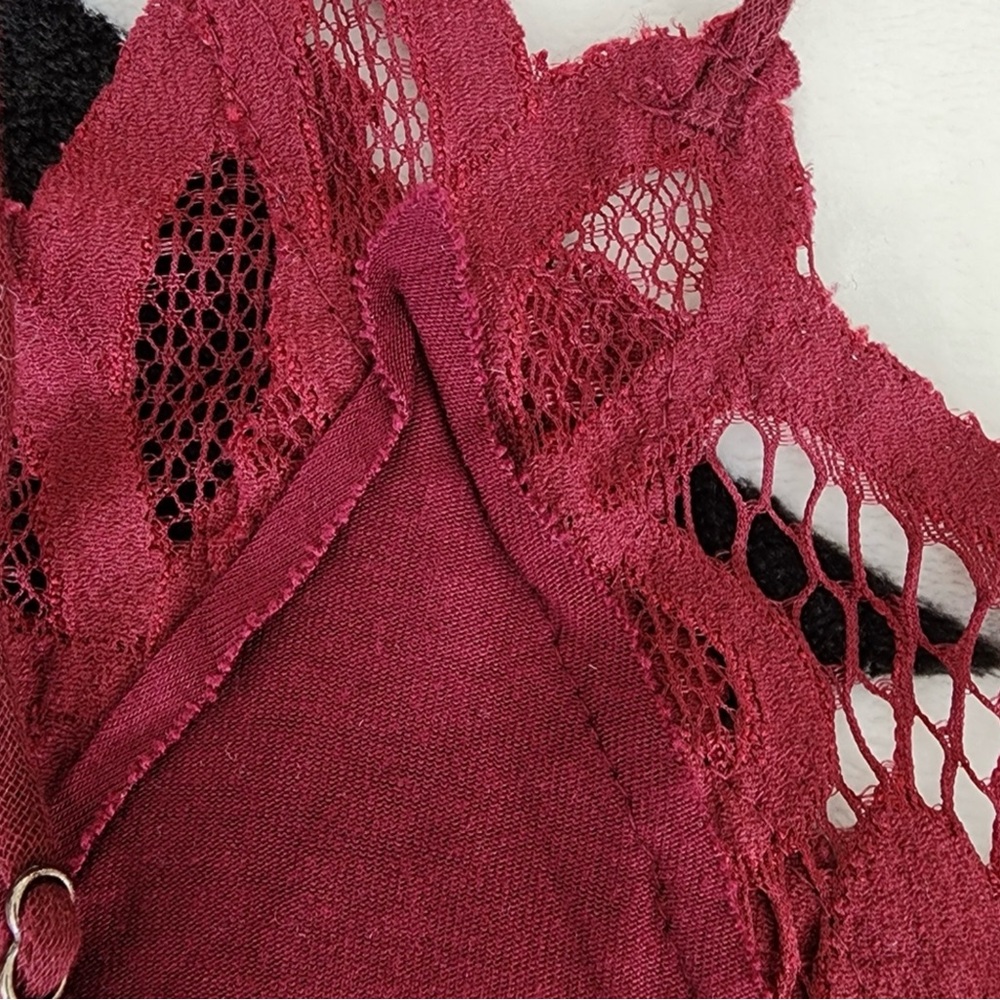 Free People Adella Crochet Lace Bralette Crop Top Burgundy NWOT Size Large - Picture 6 of 8